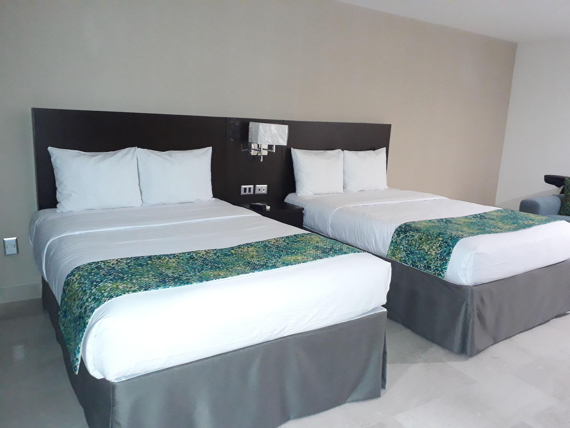 Seven Crown La Paz Malecon Hotel Buitenkant foto