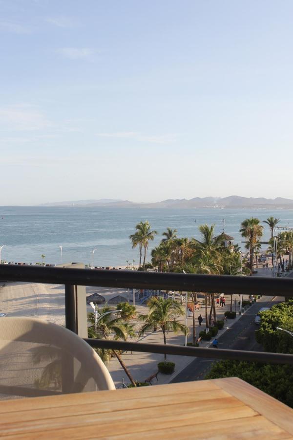 Seven Crown La Paz Malecon Hotel Buitenkant foto